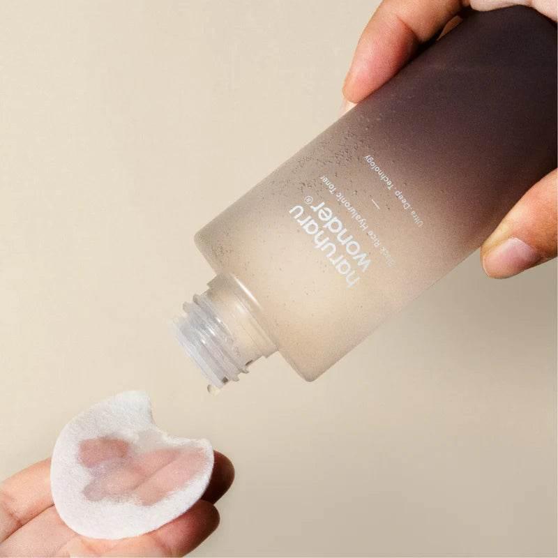 Haruharu Wonder - Black Rice Hyaluronic Toner - Holy Skin