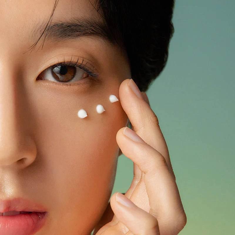 Purito-Wonder-Releaf-Centella-Eye-Cream-5 - Holy Skin