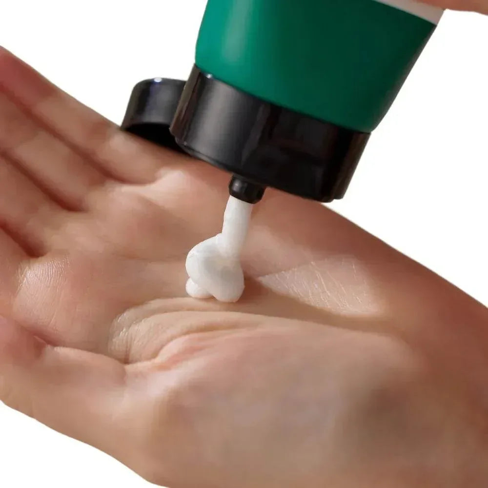 Some-By-Mi-AHA-BHA-PHA-Miracle-Acne-Clear-Foam-3 - Holy Skin