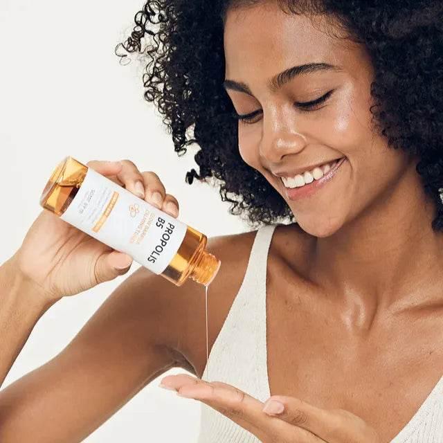 Some By Mi - Propolis B5 Glow Barrier Calming Toner - Holy Skin