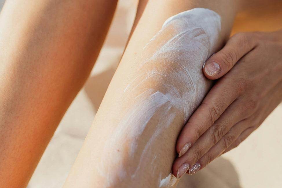 Comment prendre soin de sa peau après l'été ? 🌞 - Holy Skin