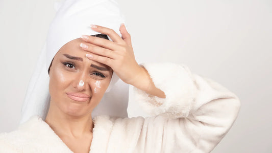 Que faire pour la peau grasse ? Astuces et routine efficace ! - Holy Skin