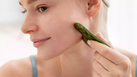 Drainage lymphatique visage : comment drainer, dégonfler et retrouver de l'éclat