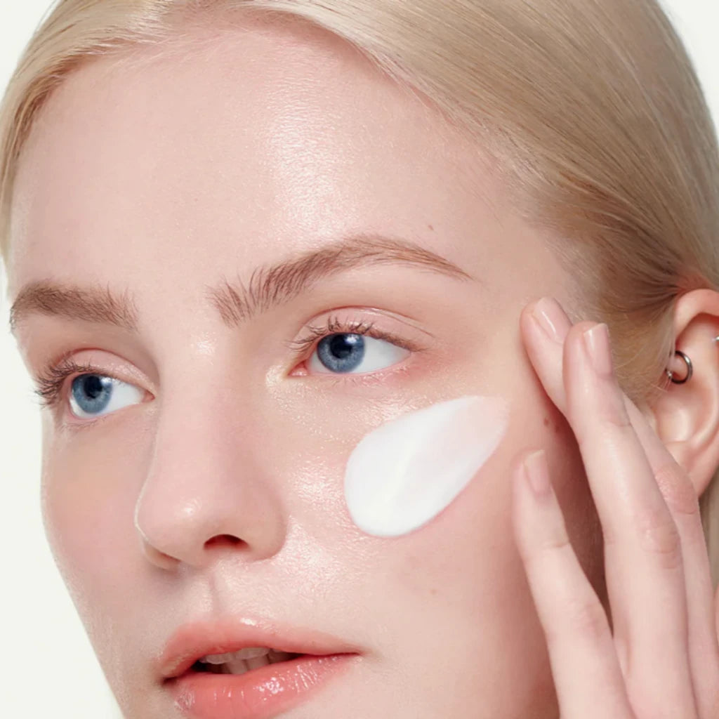 Biodance - Skin-Glow Essence Cream