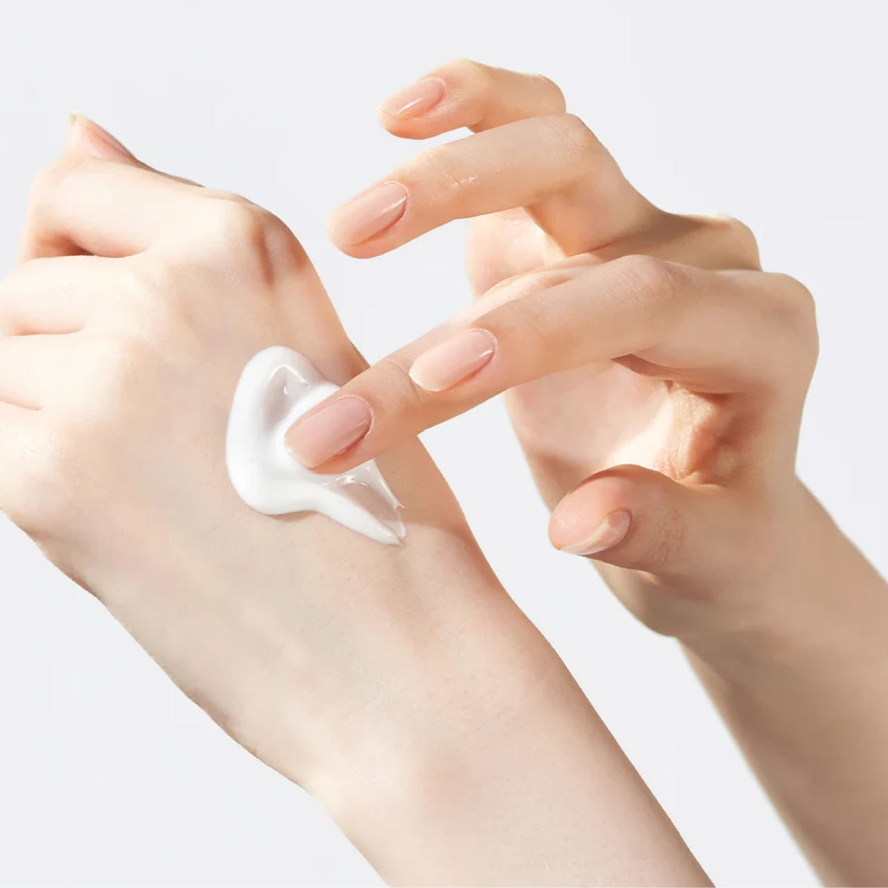 Biodance - Skin-Glow Essence Cream
