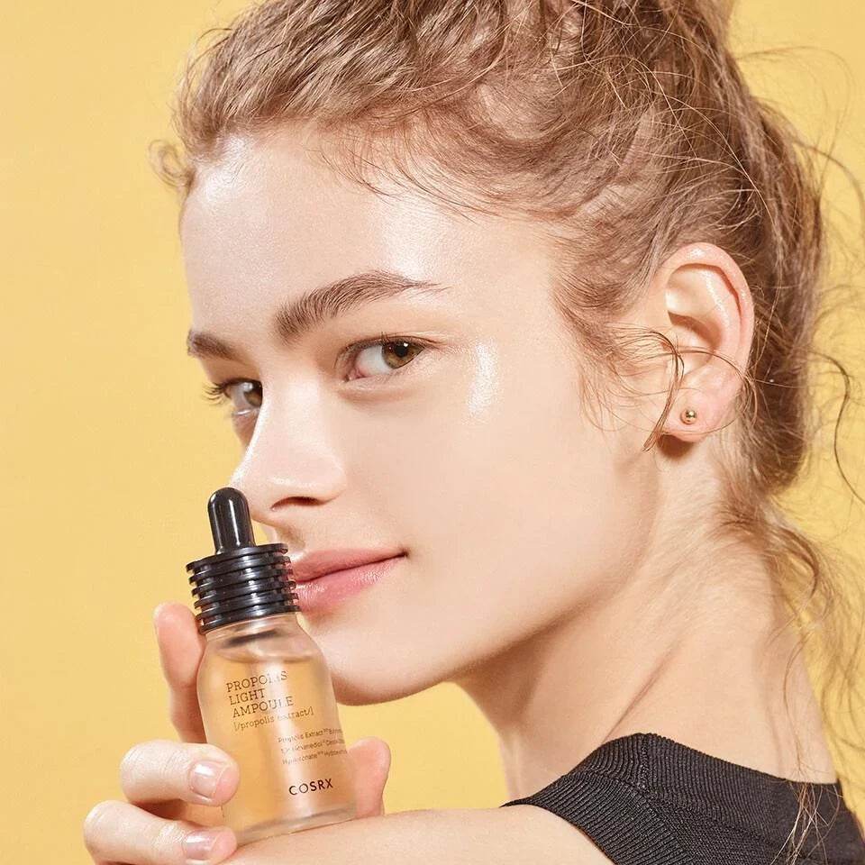 COSRX - Full Fit Propolis Light Ampoule - Holy Skin