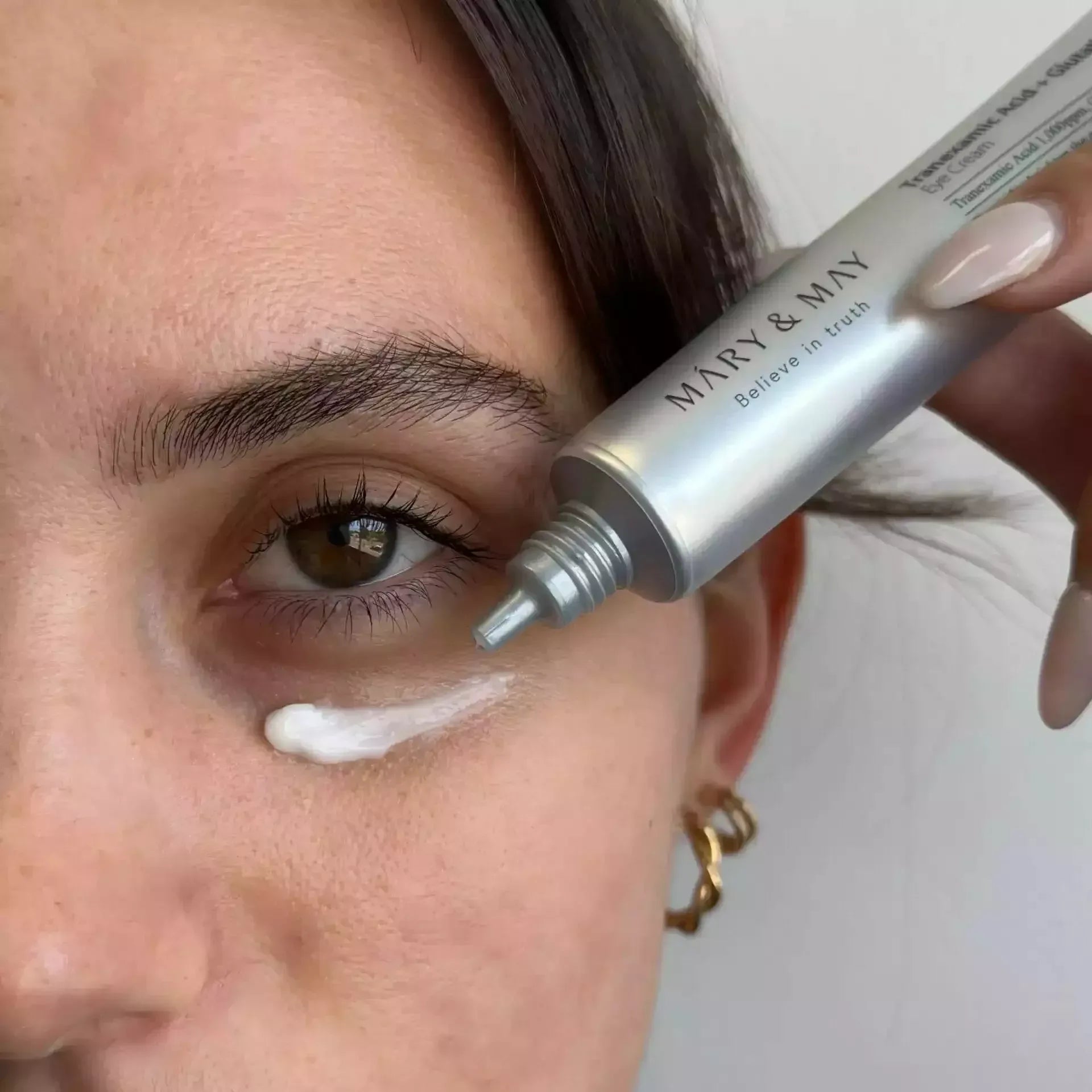 mary and may tranexamic acid+ glutathion eye cream Mary&May free eye cream enriched with 1 this eye cream walks the