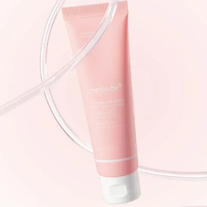 Medicube-PDRN-Pink-Hyaluronic-Moisturizing-Cream-3 - Holy Skin