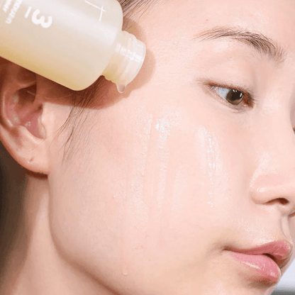 Numbuzin - No.3 Super Glowing Essence Toner - Holy Skin