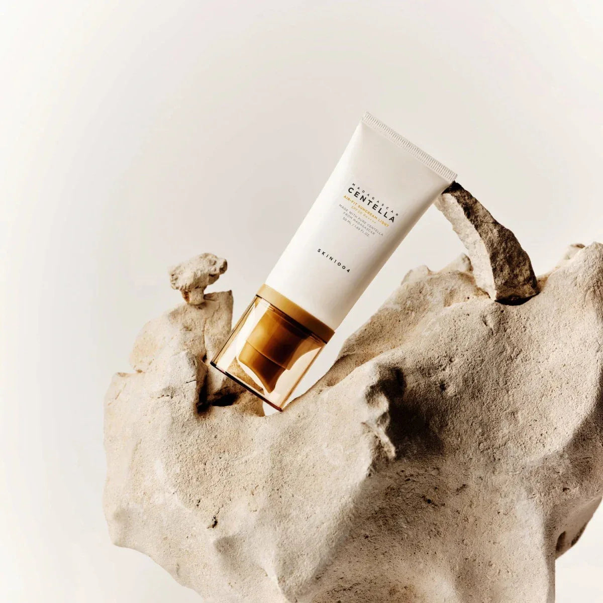 SKIN1004 - Madagascar Centella Air-Fit Suncream Light SPF30 PA++++ - Holy Skin