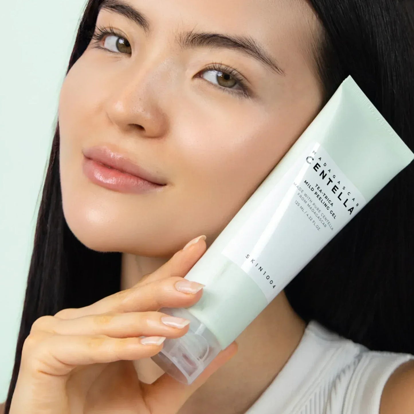 SKIN1004-Madagascar-Centella-Tea-Trica-Mild-Peeling-Gel-6 - Holy Skin
