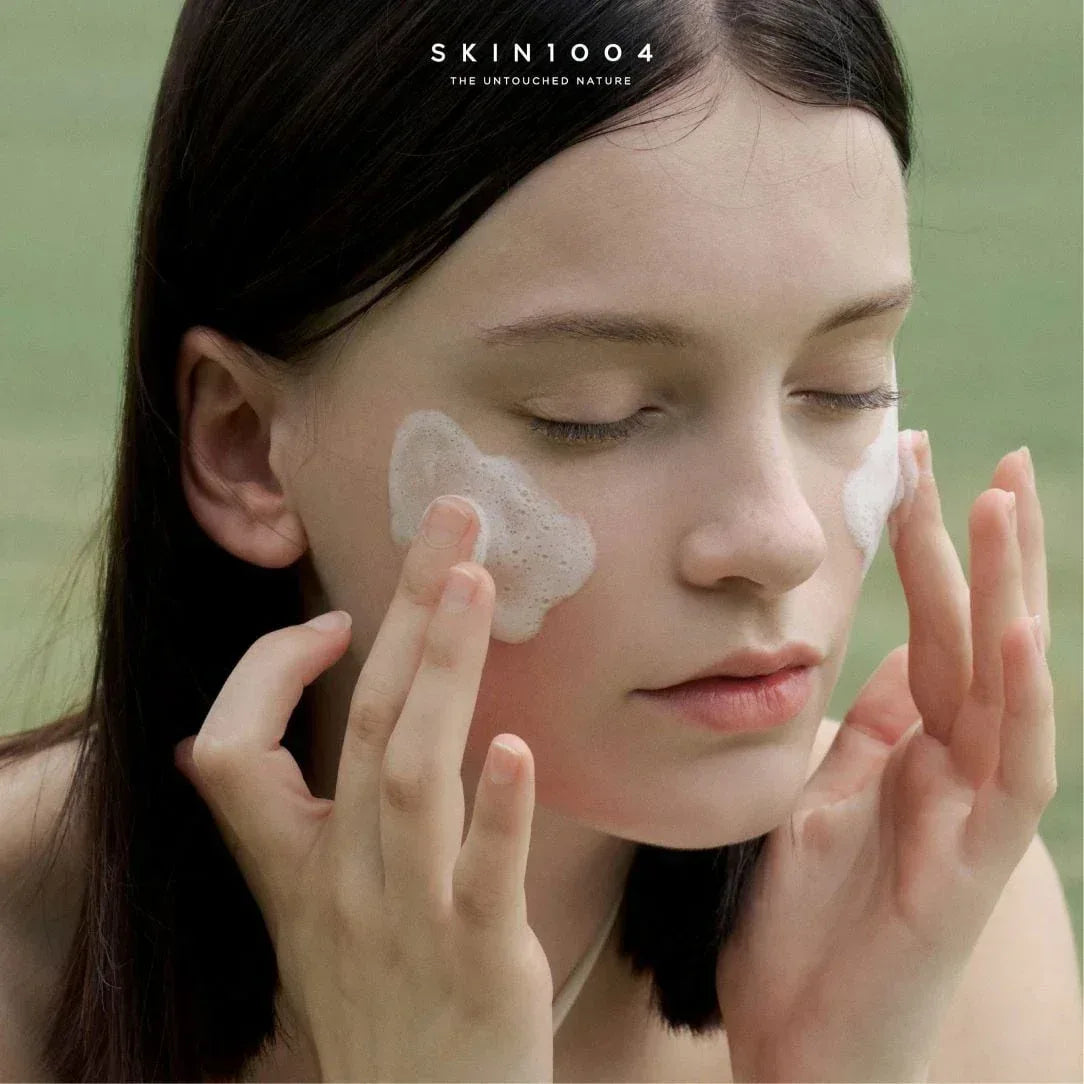 SKIN1004-Madagascar-Centella-Tea-trica-BHA-Foam-6 - Holy Skin
