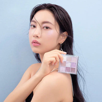 Unleashia-Glitterpedia-Eye-Palette-lavender-fog-2 - Holy Skin